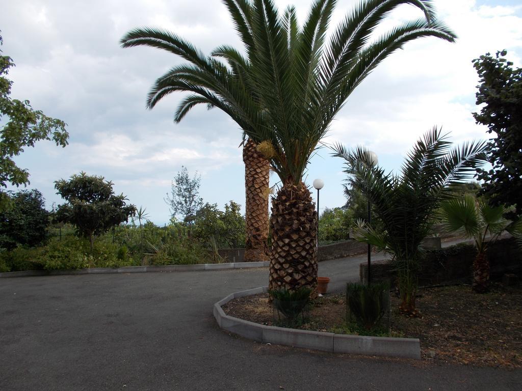 Hotel Il Nido Delle Aquile Dell'Etna Milo Exterior foto