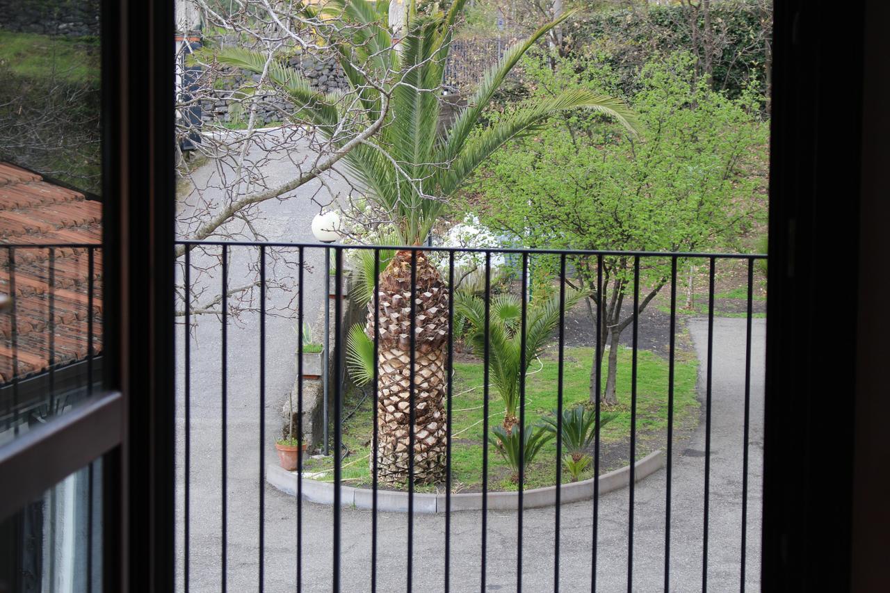 Hotel Il Nido Delle Aquile Dell'Etna Milo Exterior foto